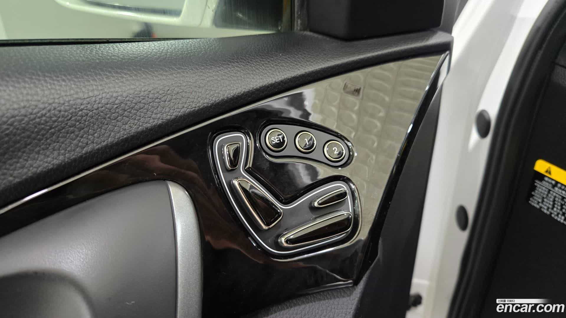 Grandeur Hyundai 2014.5-OPTION-020