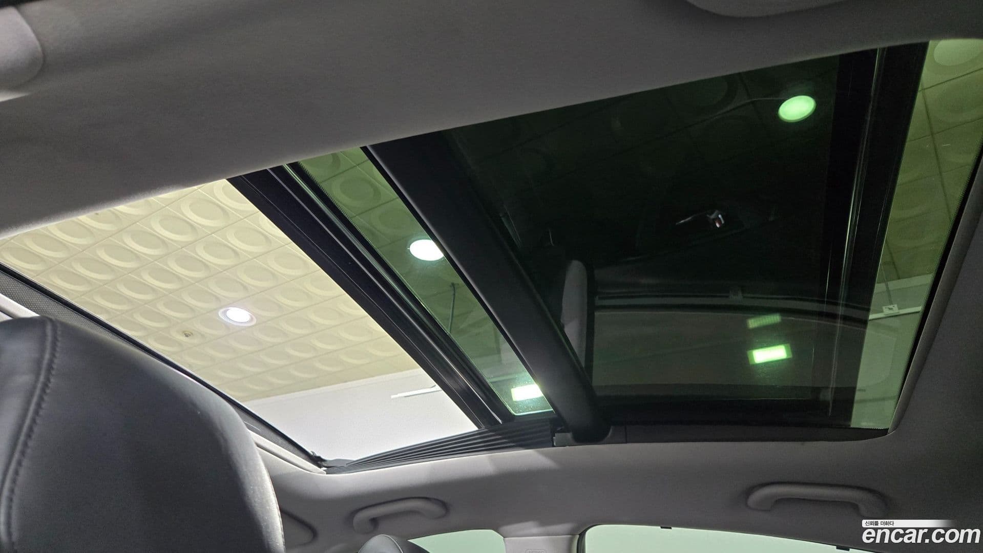 Main__Slider__Photo:Grandeur Hyundai 2014.5-16