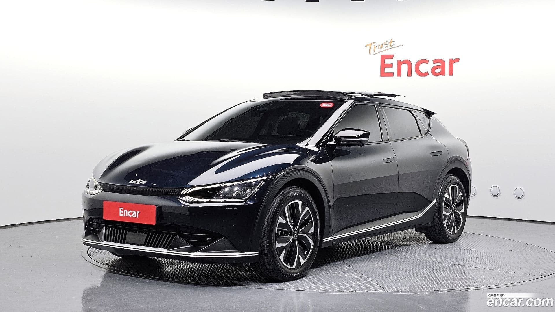 Main__Slider__Photo:EV6 Kia 2022.0-0