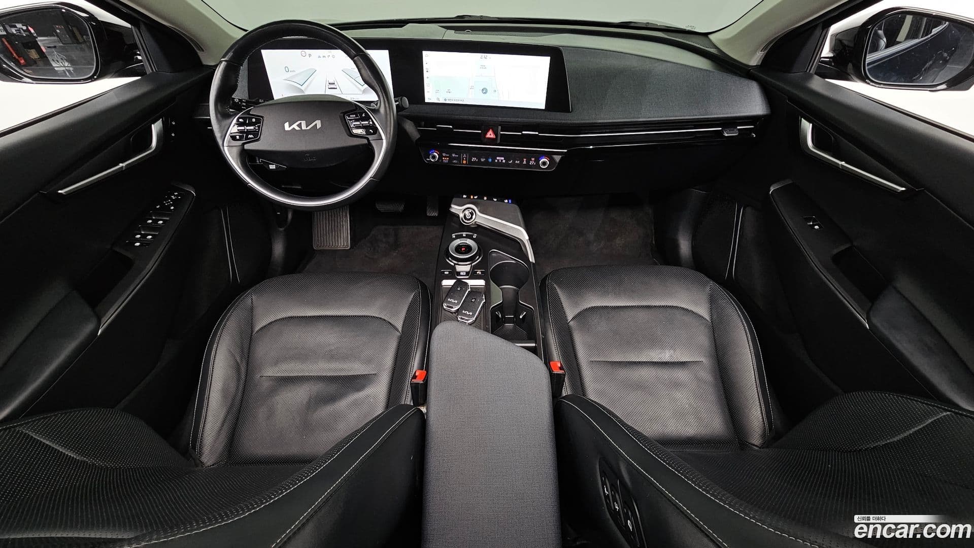 Main__Slider__Photo:EV6 Kia 2022.0-6