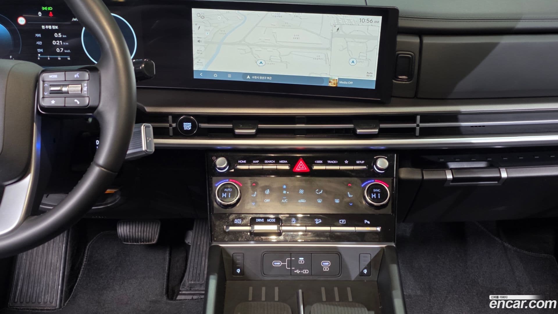 Main__Slider__Photo:Santafe Hyundai 2024.6-13