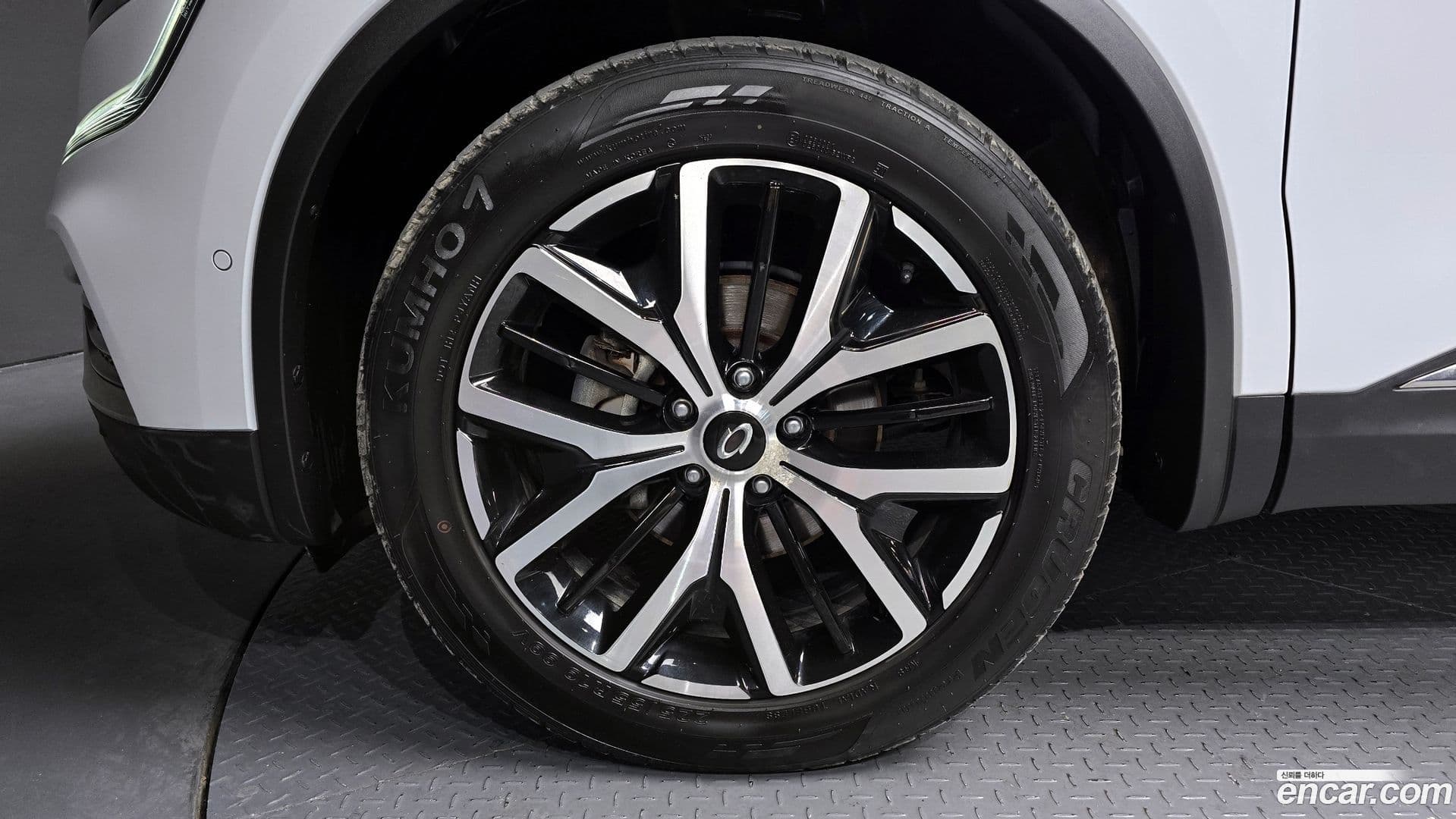 Main__Slider__Photo:QM6 Renault-KoreaSamsung 2021.11-4