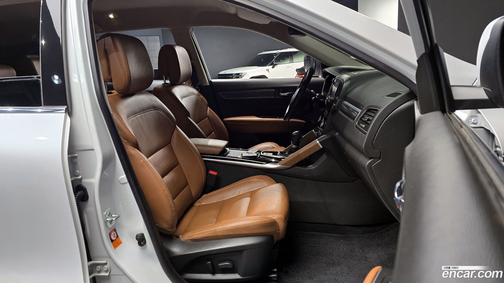 Main__Slider__Photo:QM6 Renault-KoreaSamsung 2021.11-9