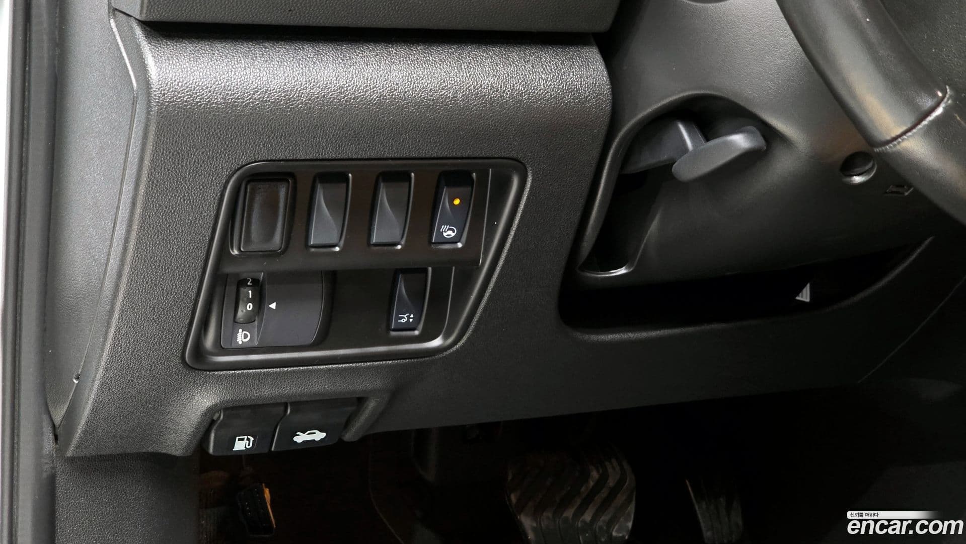 Main__Slider__Photo:QM6 Renault-KoreaSamsung 2021.11-13