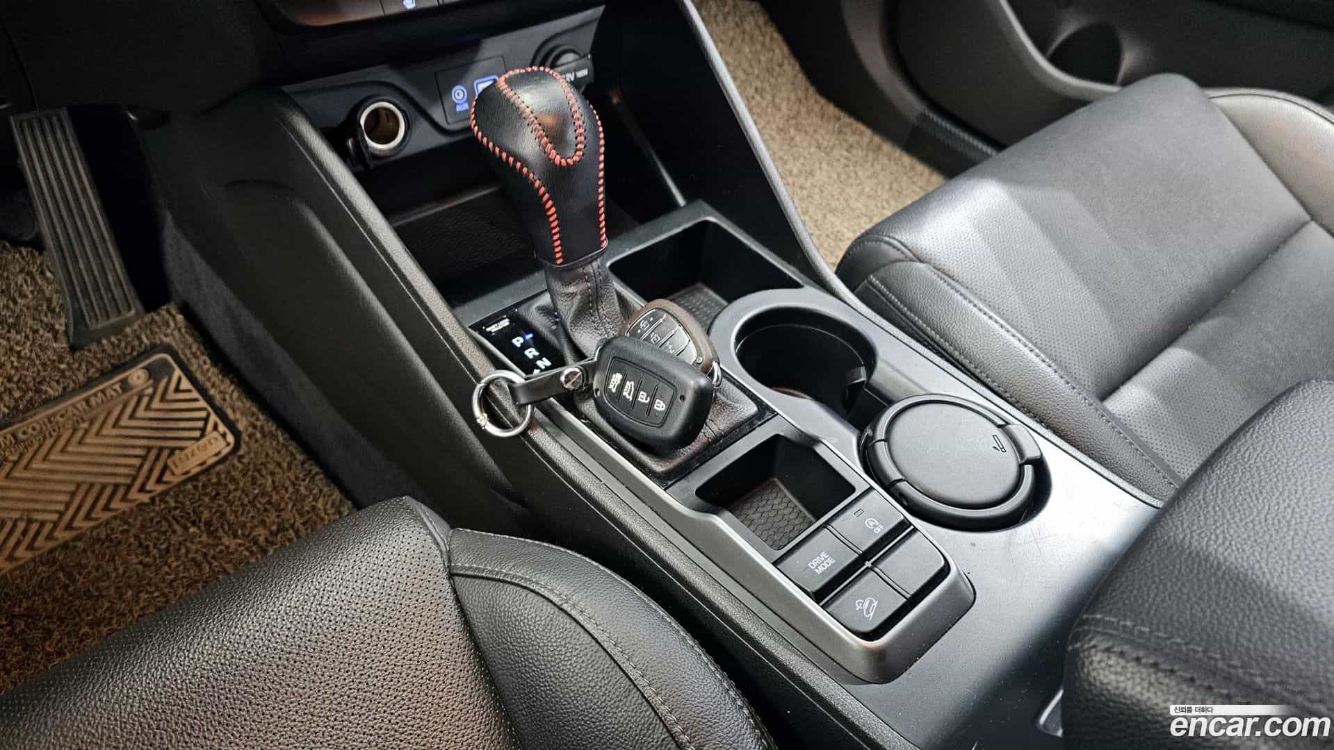 Tucson Hyundai 2015.5-INNER-009