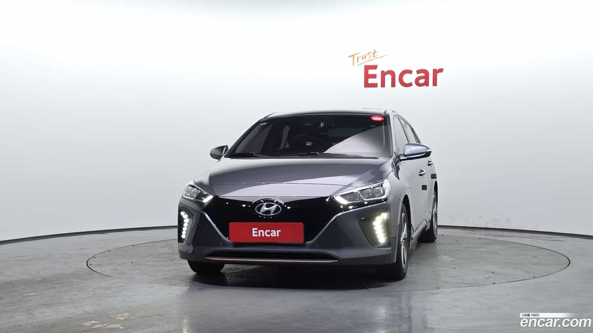 Ioniq Hyundai 2018.4-OUTER-003