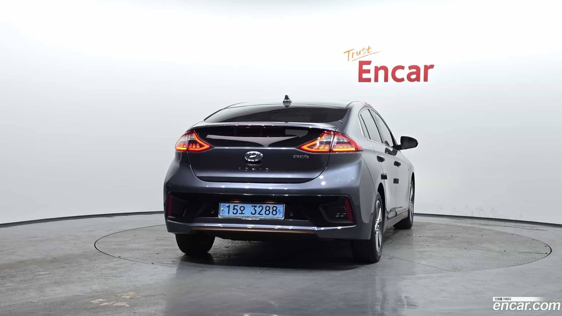 Ioniq Hyundai 2018.4-OUTER-004