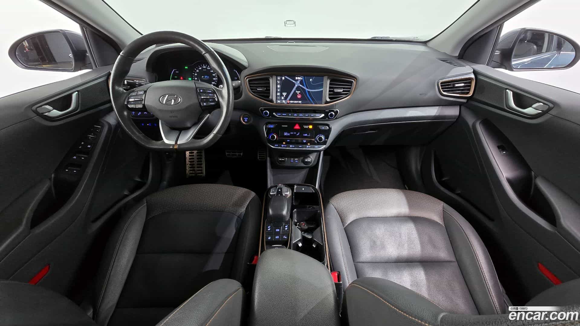 Ioniq Hyundai 2018.4-INNER-007