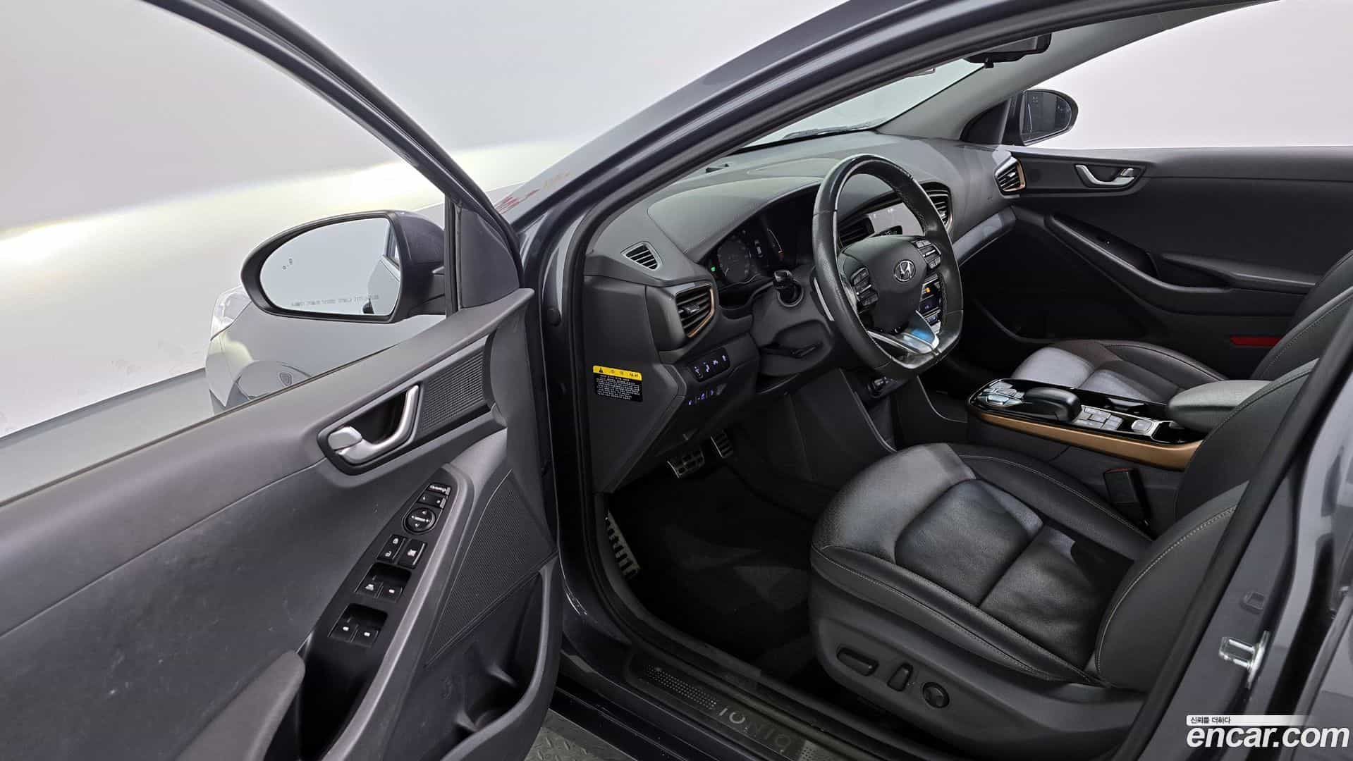 Ioniq Hyundai 2018.4-INNER-010