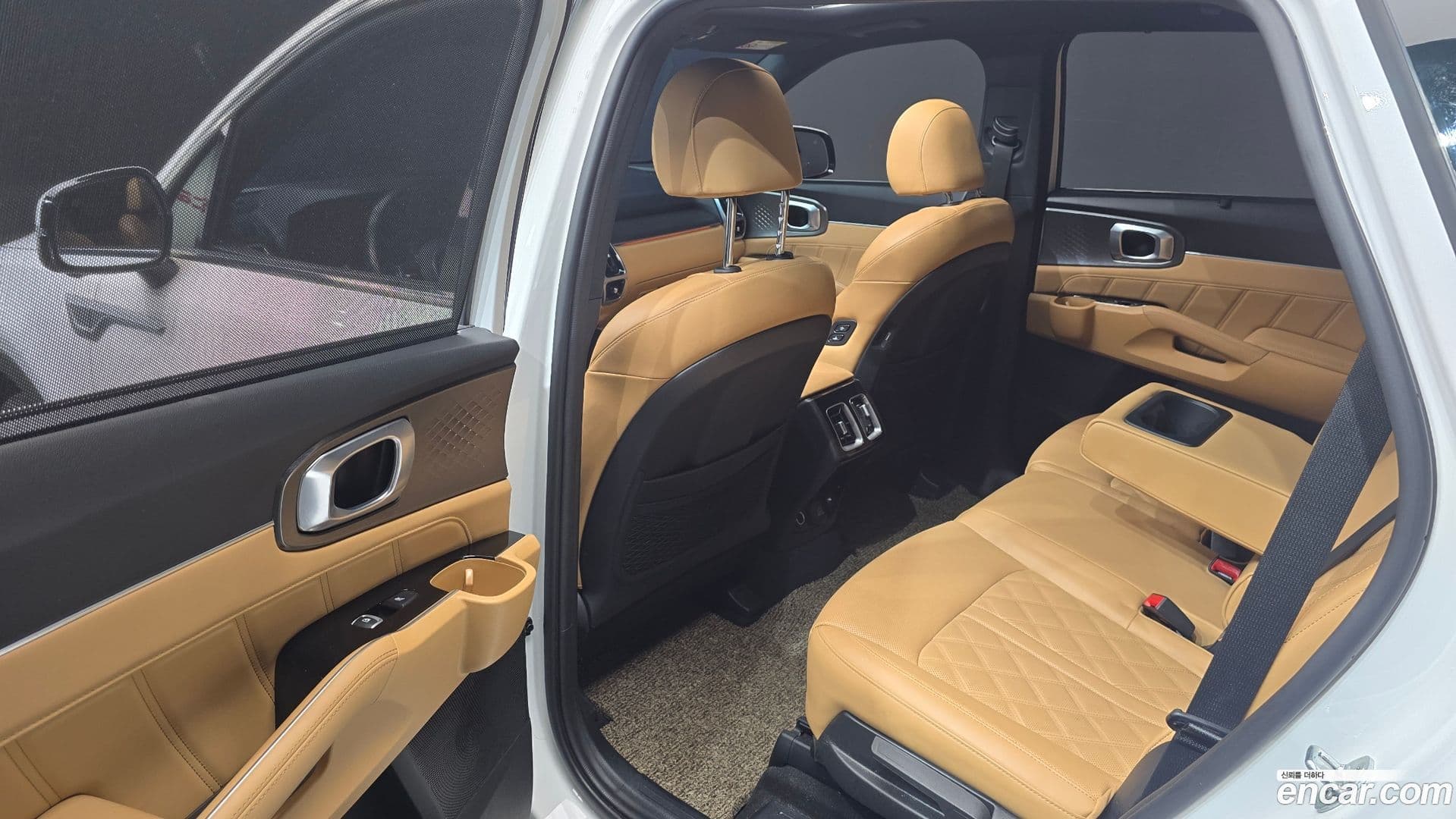 Main__Slider__Photo:Sorento Kia 2020.8-10