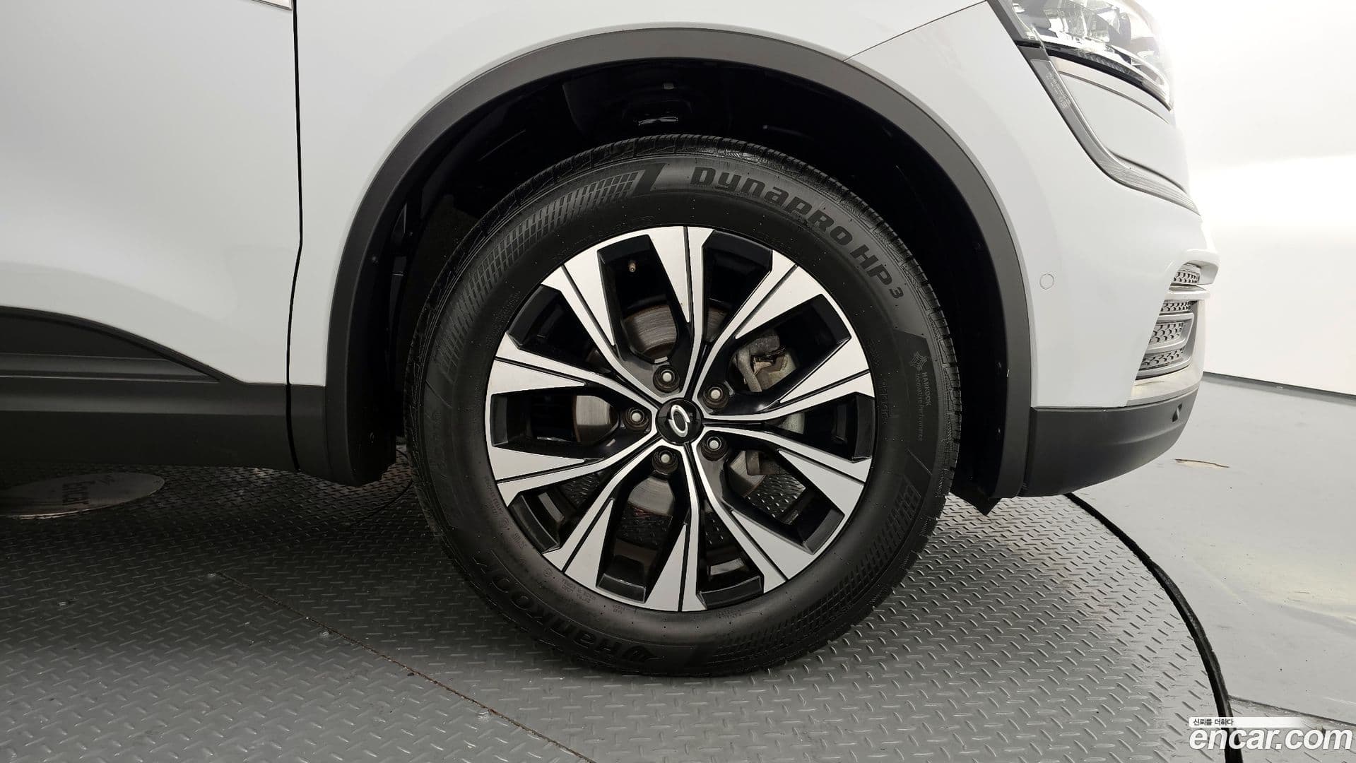 Main__Slider__Photo:QM6 Renault-KoreaSamsung 2022.6-4