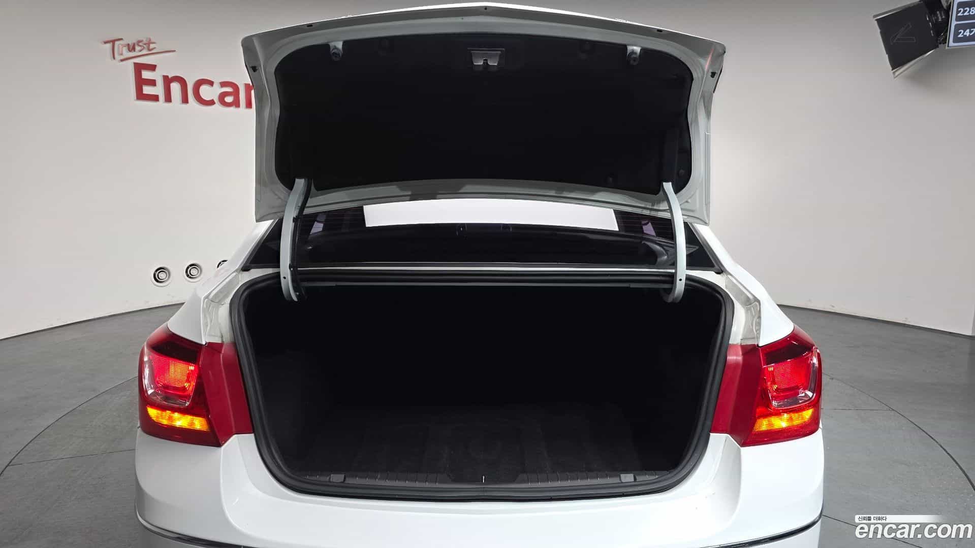 Cruze ChevroletGMDaewoo 2016.3-OPTION-024