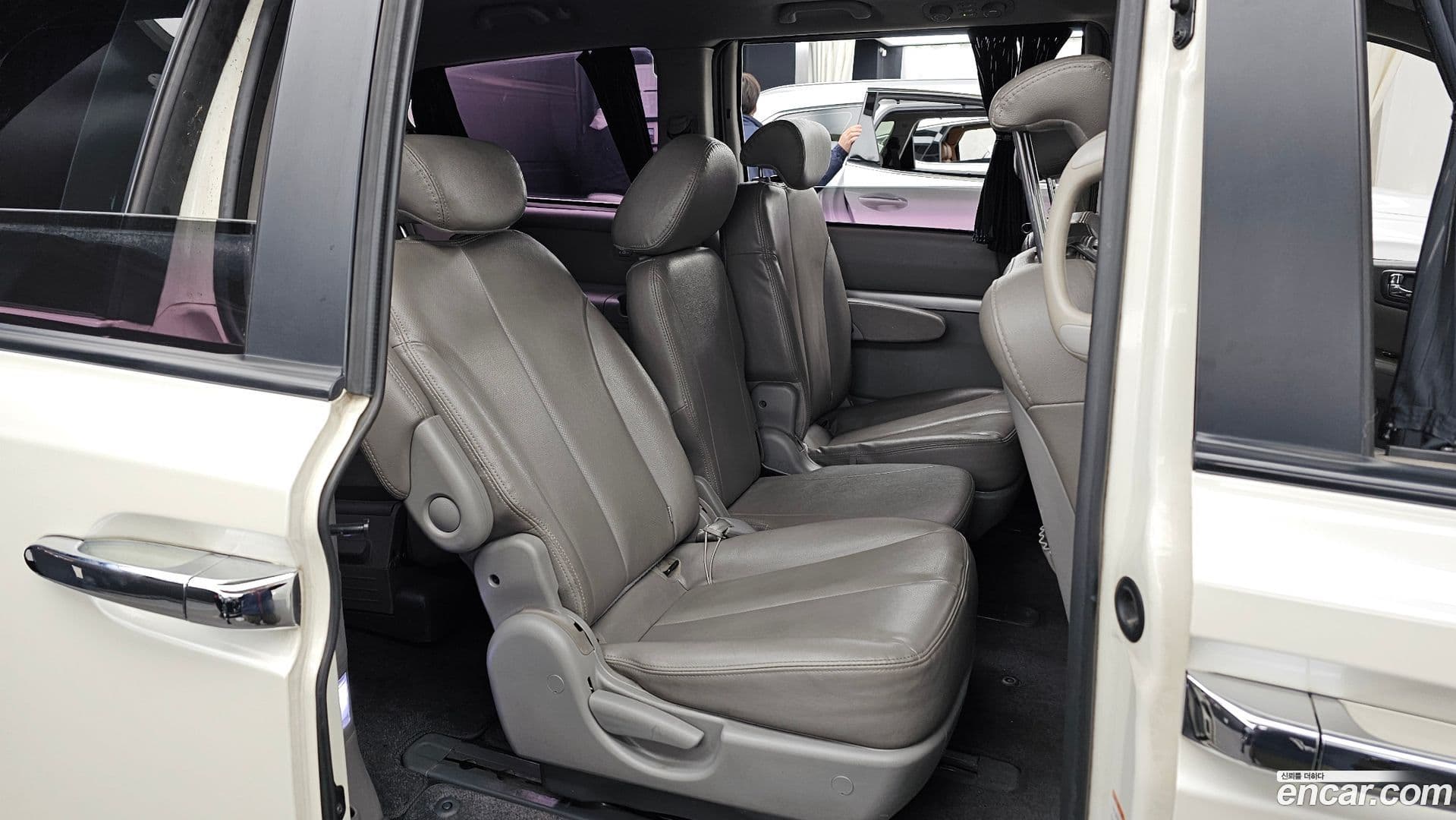 Main__Slider__Photo:Canival Kia 2011.6-11