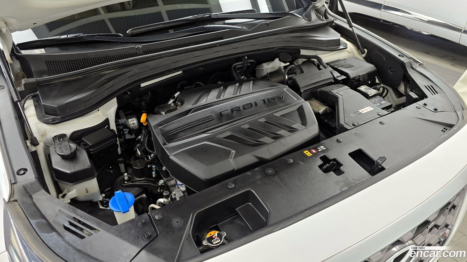 Main__Slider__Photo:Santafe Hyundai 2019.10-5