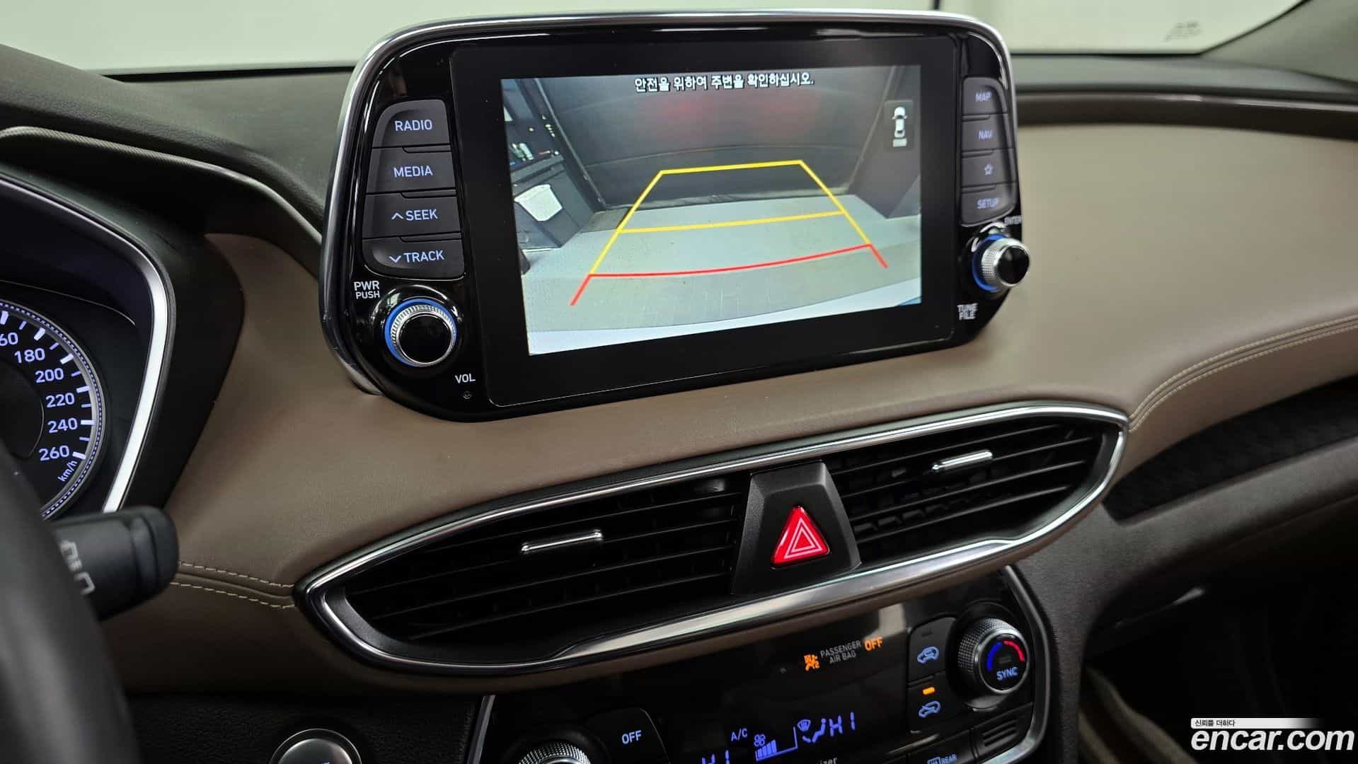 Santafe Hyundai 2019.10-OPTION-019