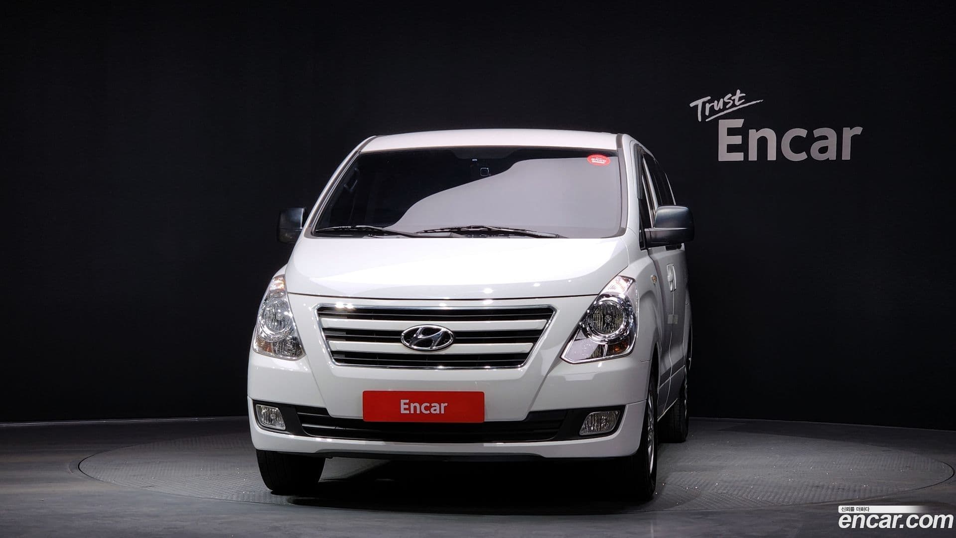 Main__Slider__Photo:Starex Hyundai 2016.0-2