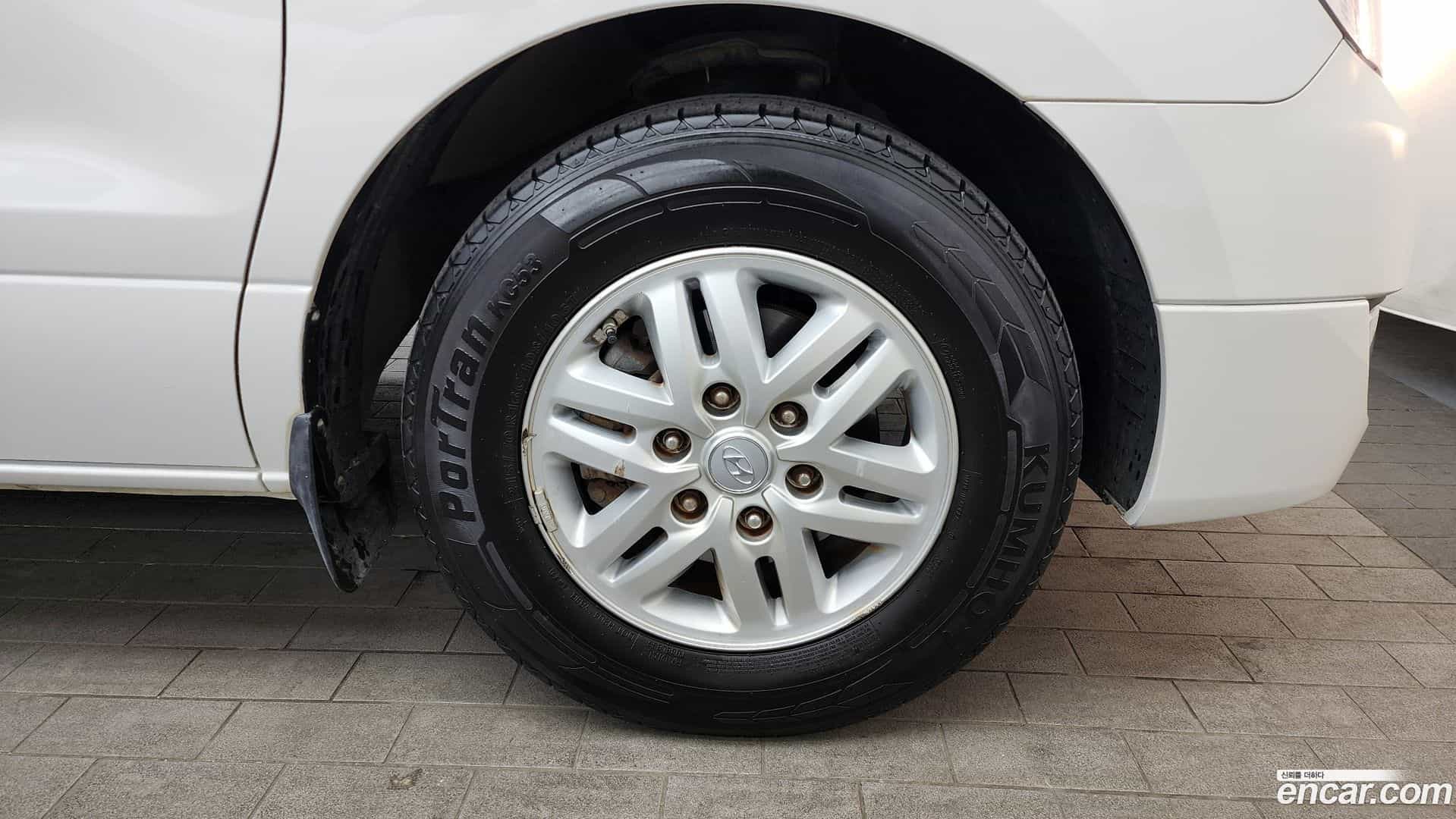 Starex Hyundai 2016.0-OUTER-005