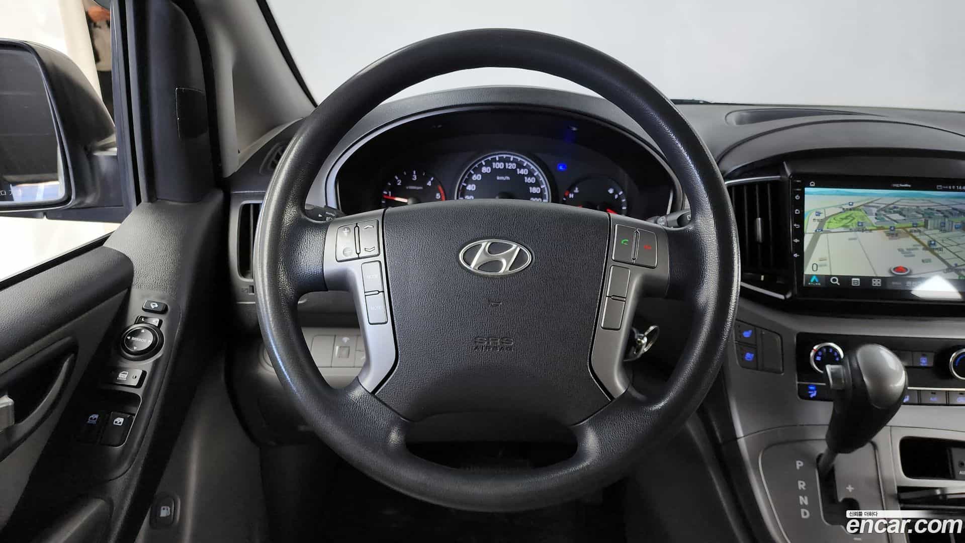 Starex Hyundai 2016.0-OPTION-017