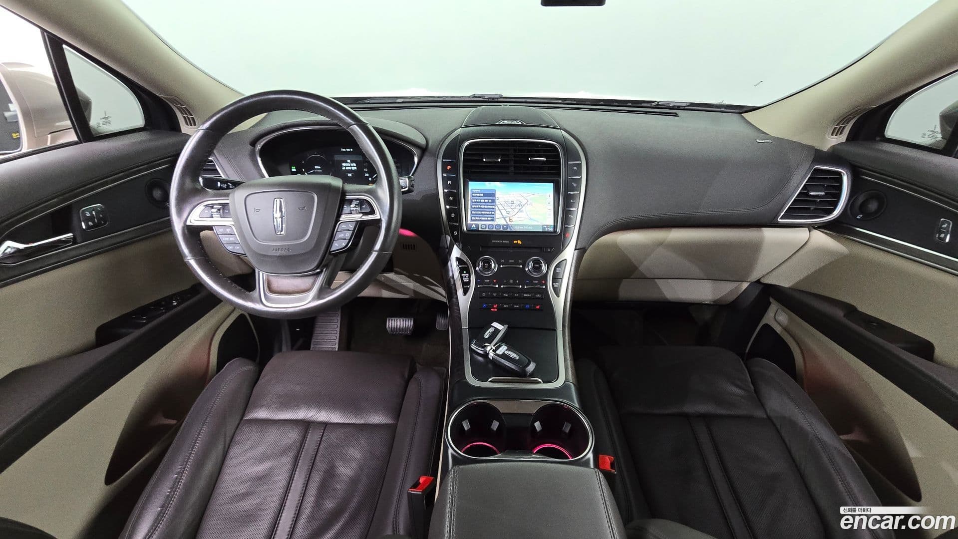 Main__Slider__Photo:Nautilus Lincoln 2020.1-6