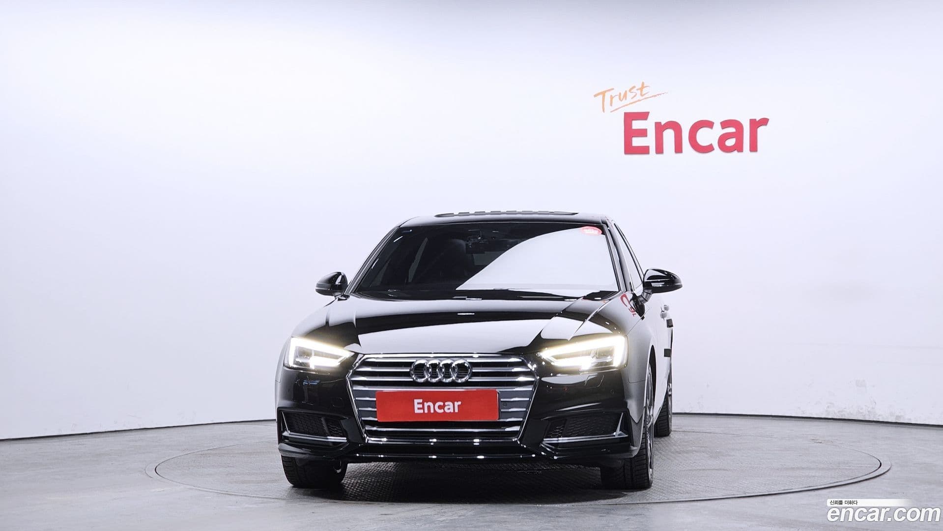 Main__Slider__Photo:A4 Audi 2019.11-2