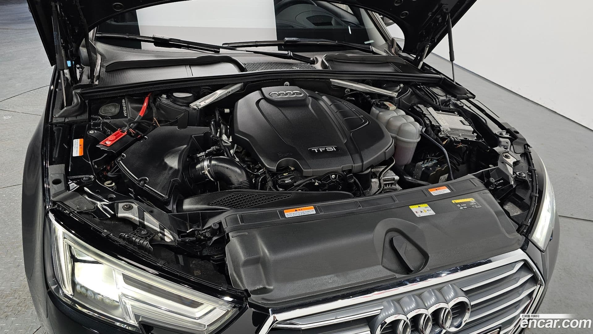 Main__Slider__Photo:A4 Audi 2019.11-5