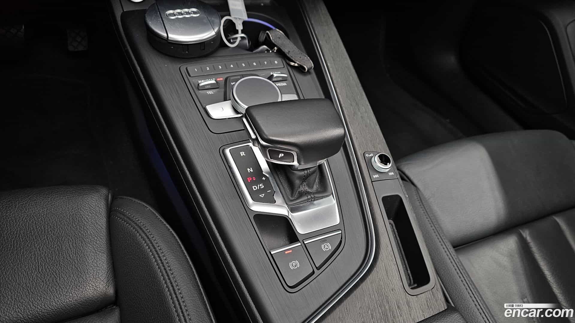 A4 Audi 2019.11-INNER-009