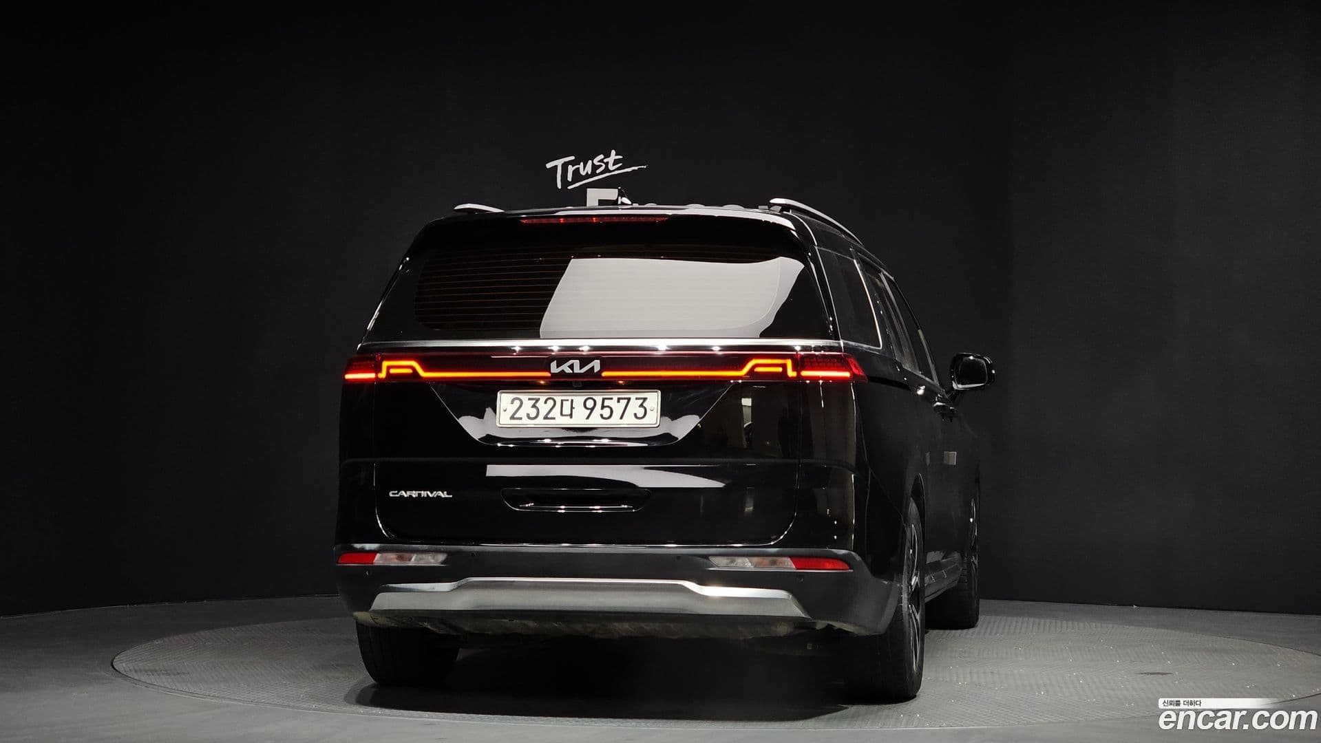 Main__Slider__Photo:Canival Kia 2021.11-3