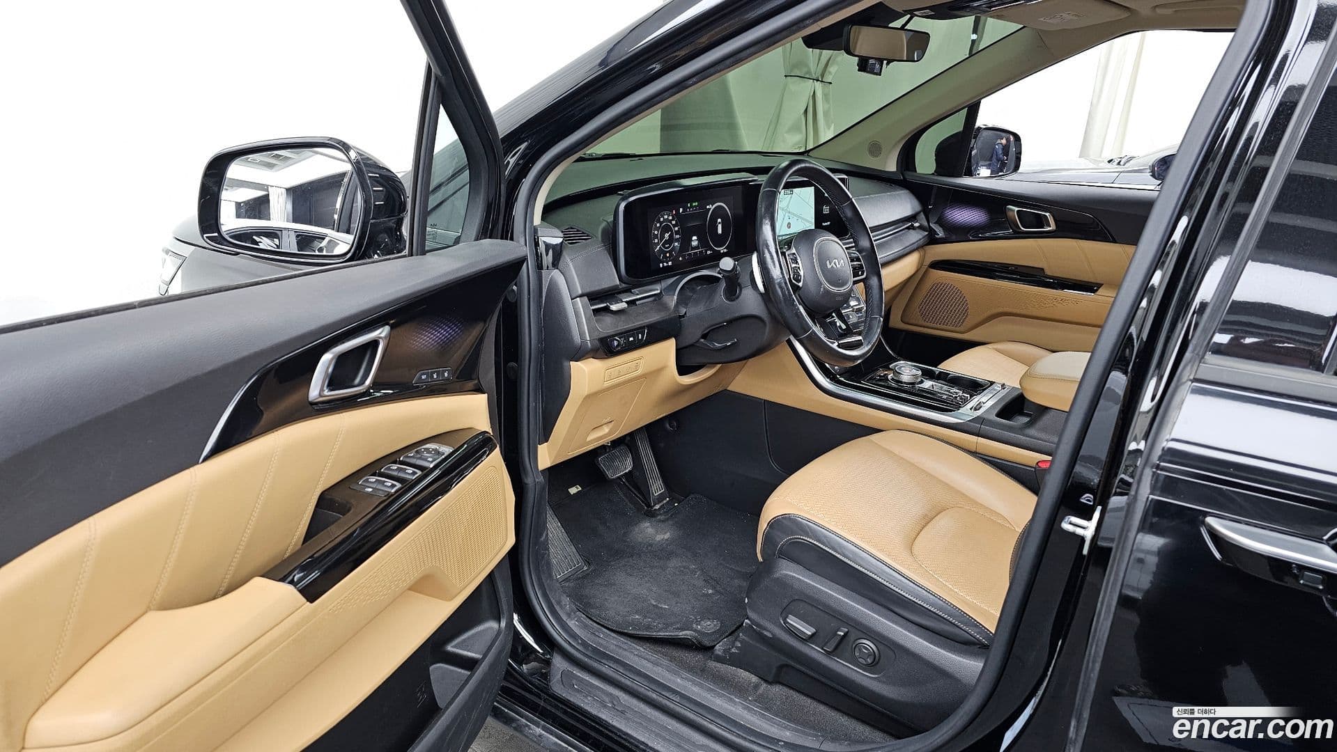 Main__Slider__Photo:Canival Kia 2021.11-9