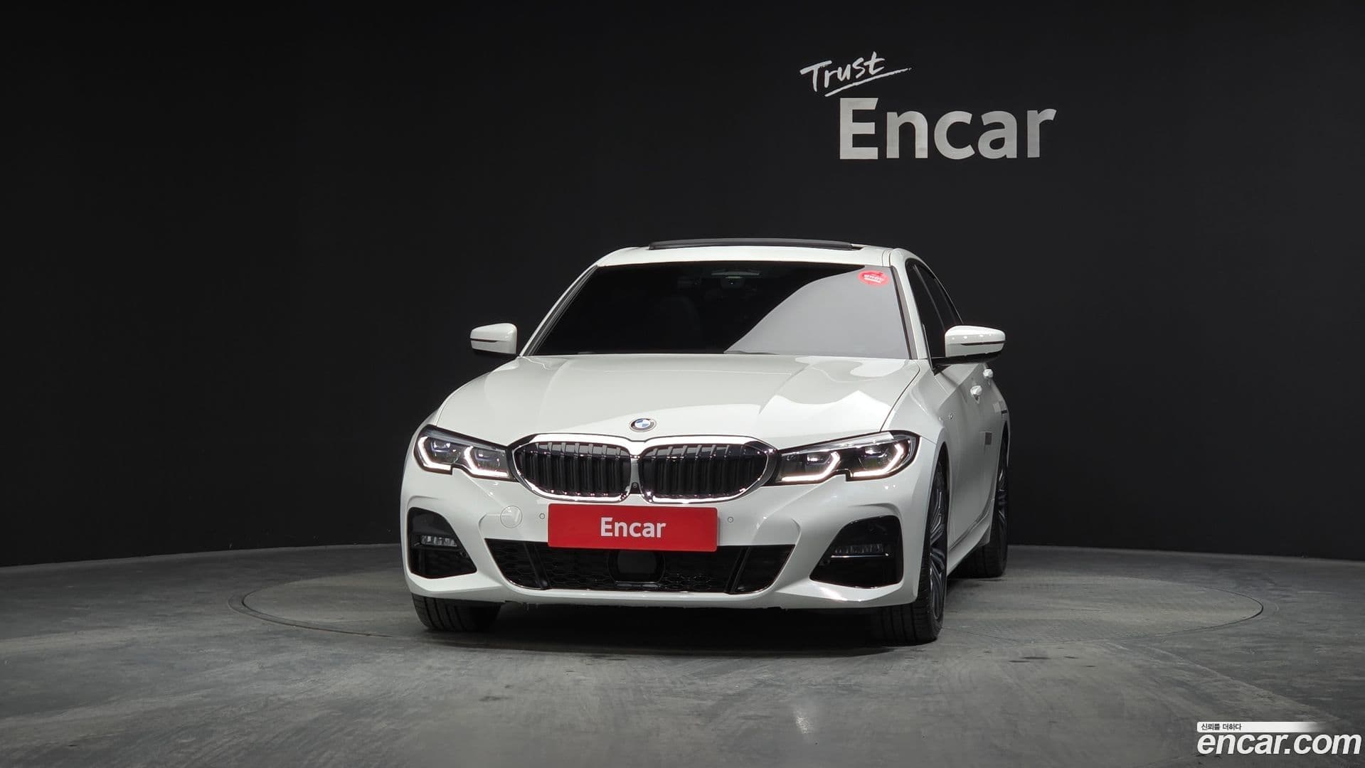 Main__Slider__Photo:3-Series BMW 2020.8-2