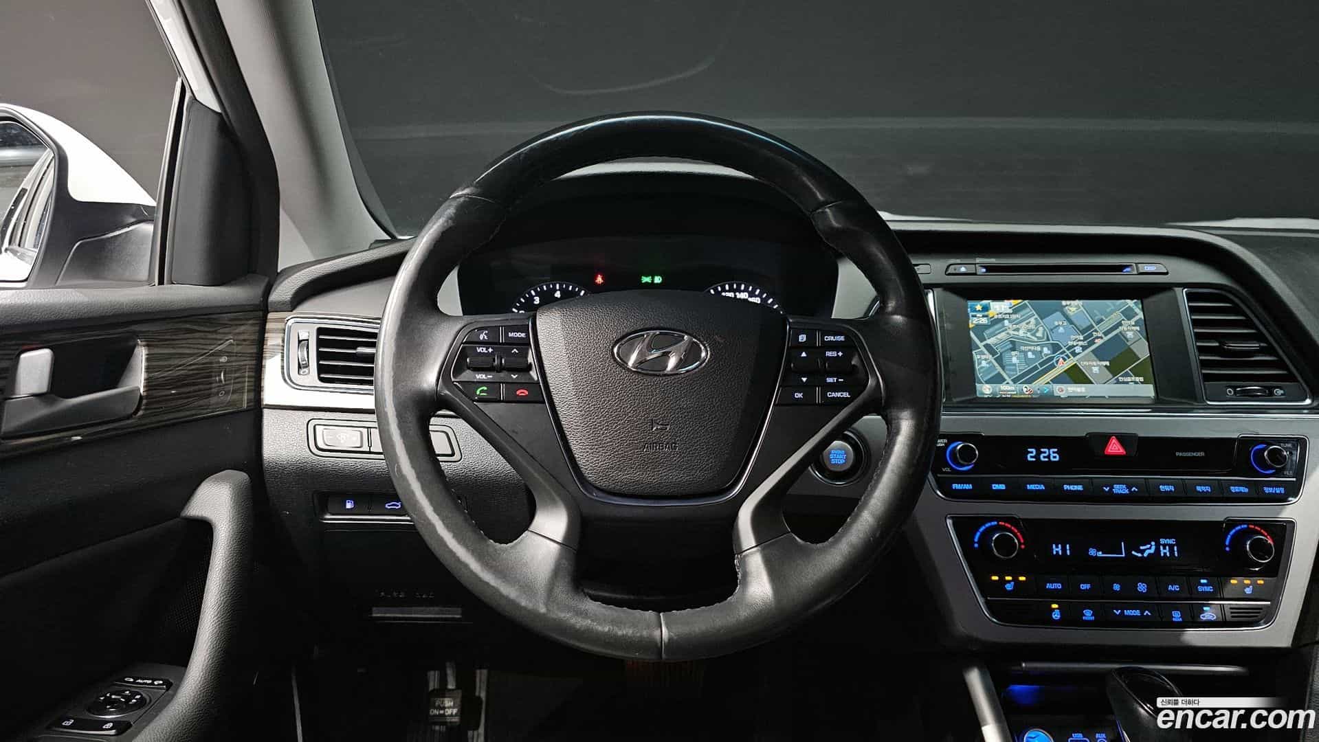 Sonata Hyundai 2015.4-OPTION-017