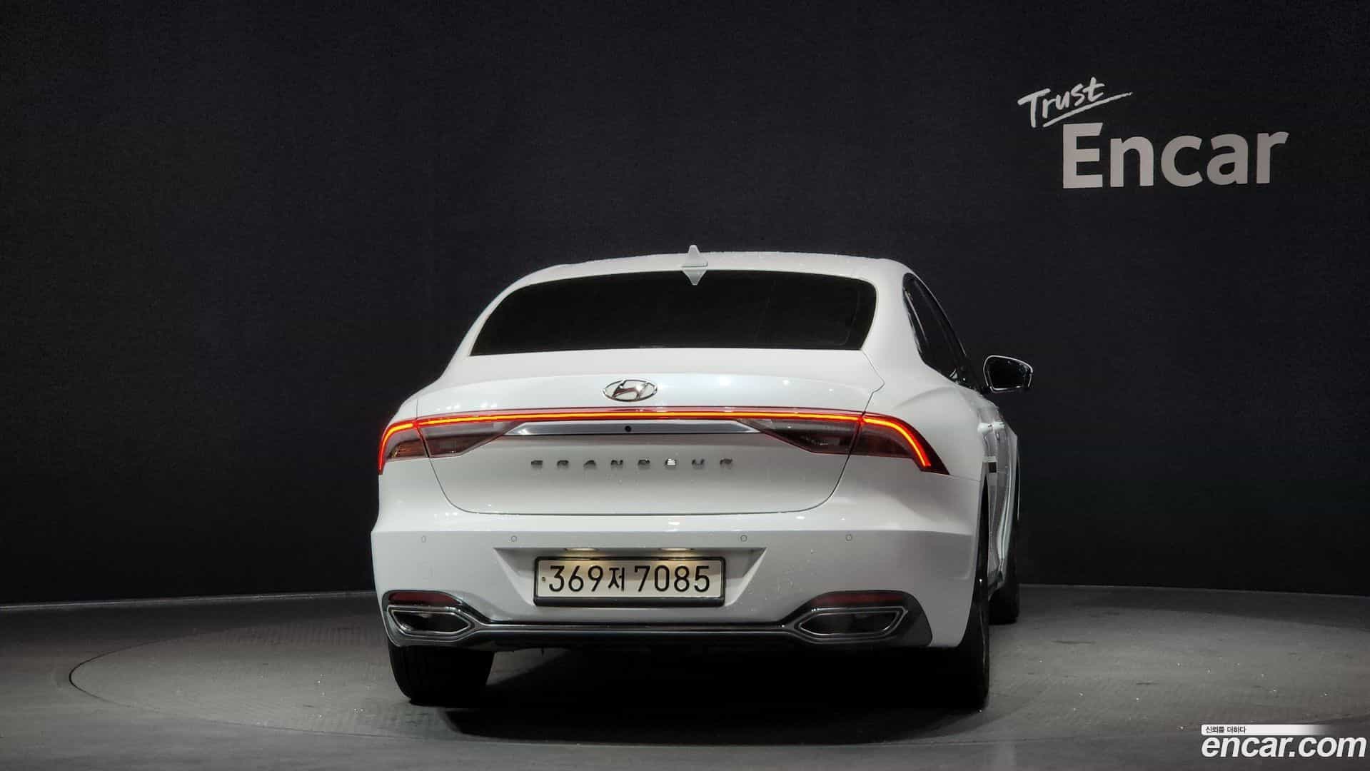 Grandeur Hyundai 2022.3-OUTER-004