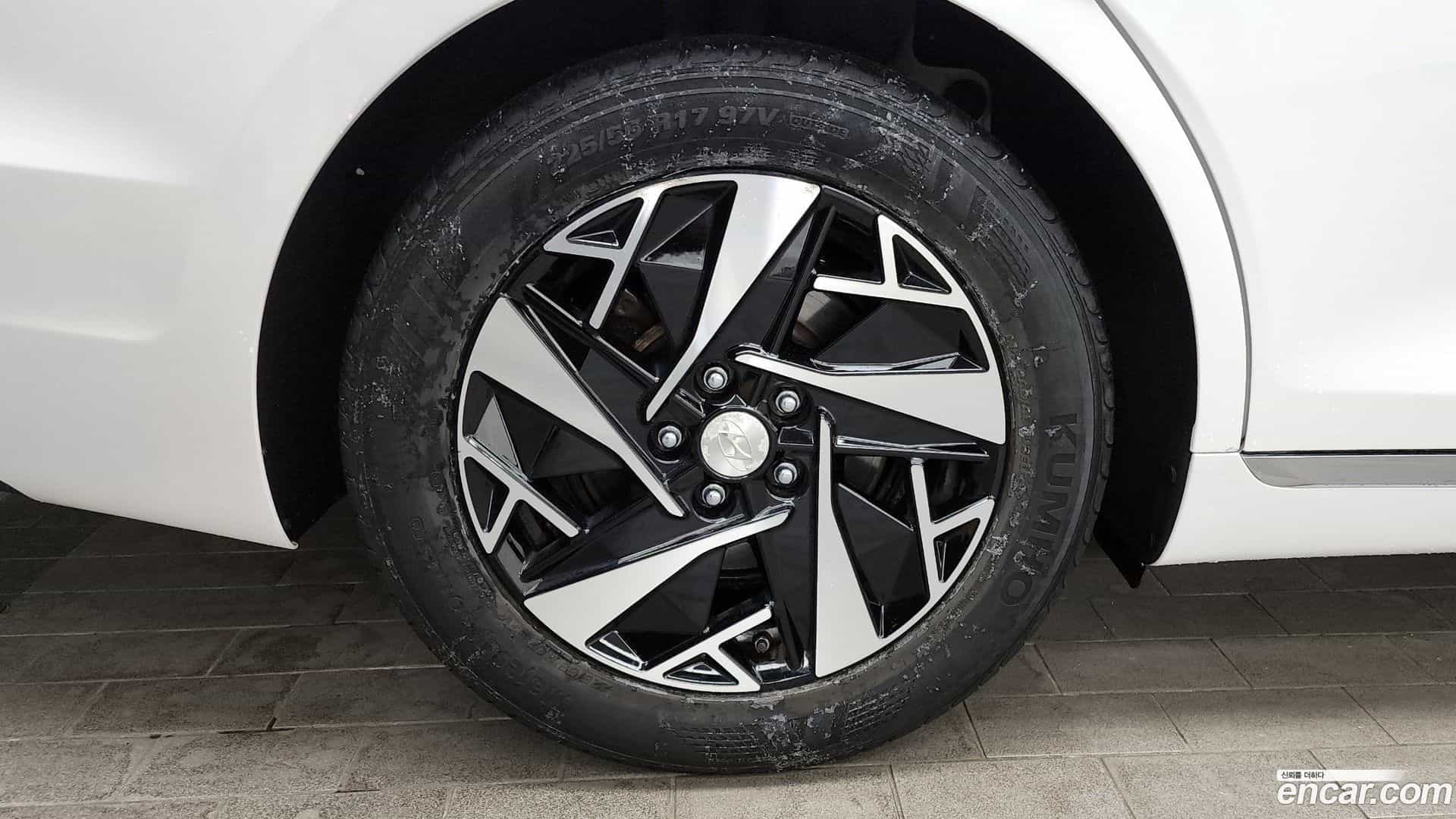 Grandeur Hyundai 2022.3-OUTER-005