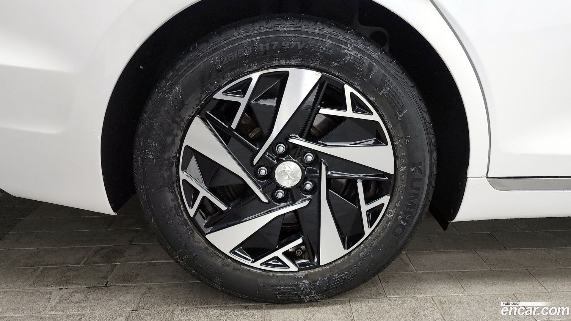 Main__Slider__Photo:Grandeur Hyundai 2022.3-4