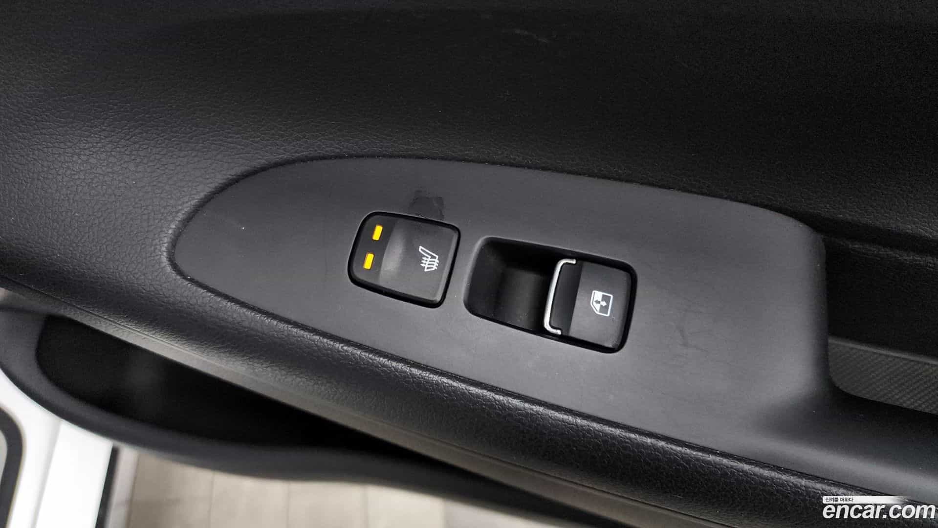 Grandeur Hyundai 2022.3-OPTION-023