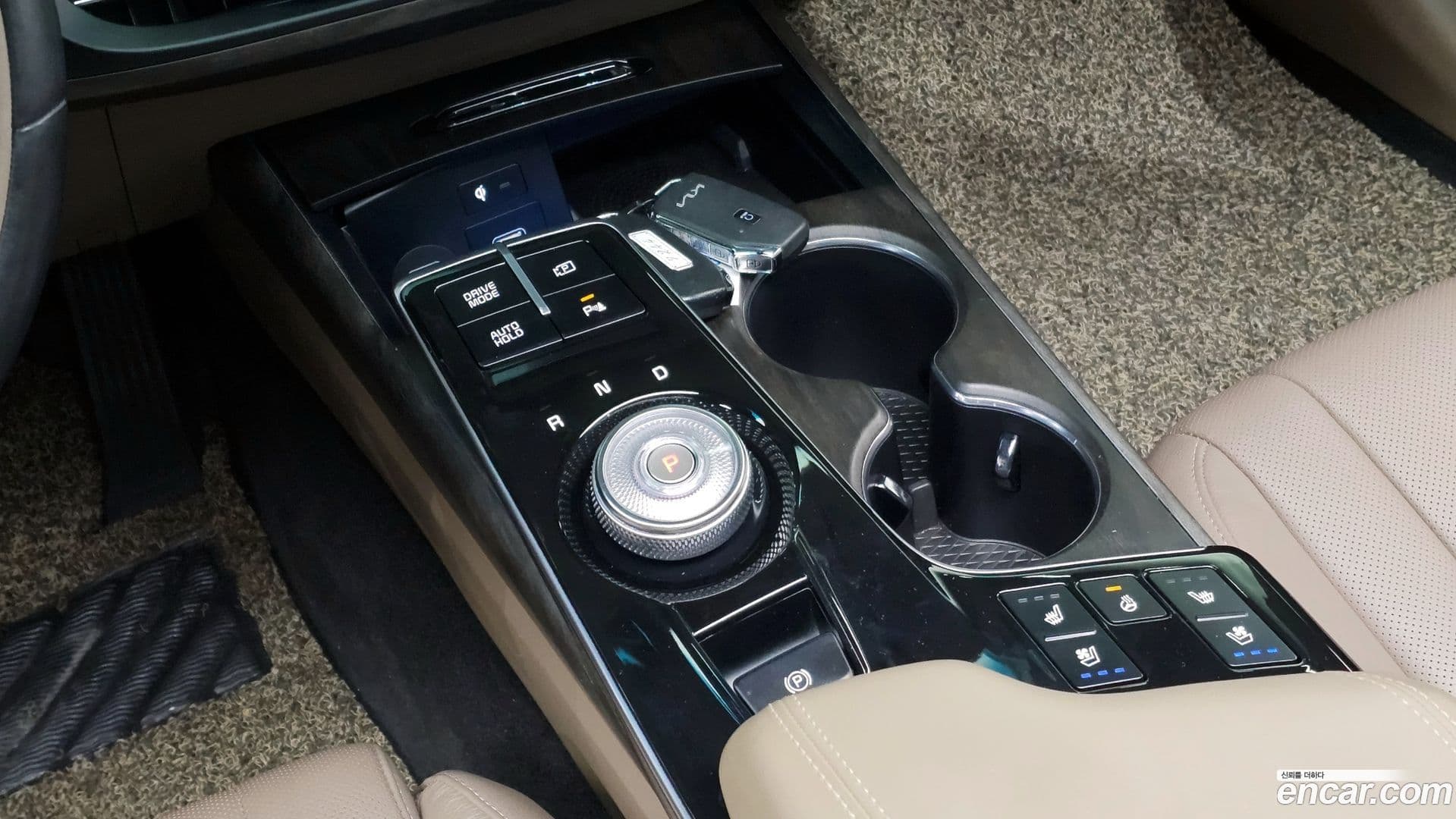 Main__Slider__Photo:K8 Kia 2021.10-8