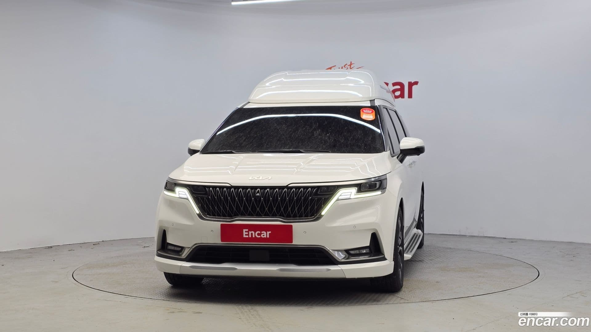 Main__Slider__Photo:Canival Kia 2022.5-2