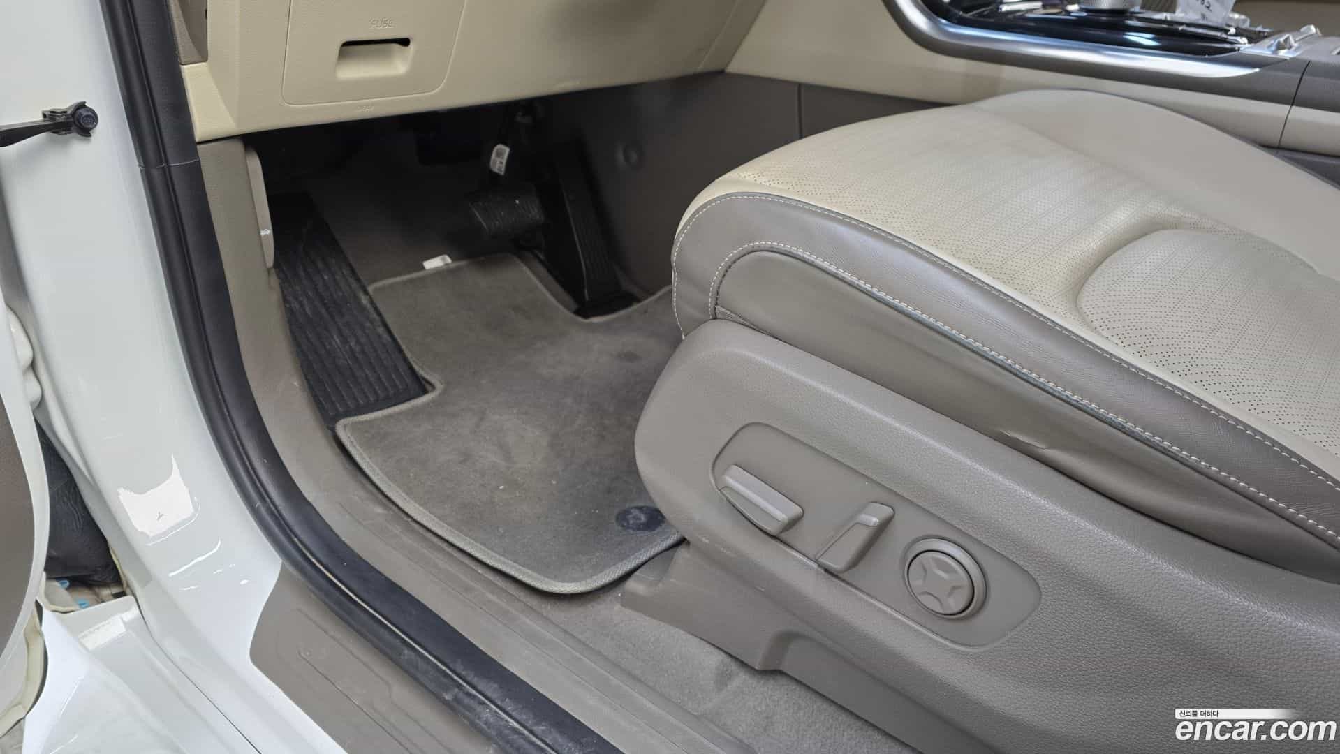 Canival Kia 2022.5-OPTION-022