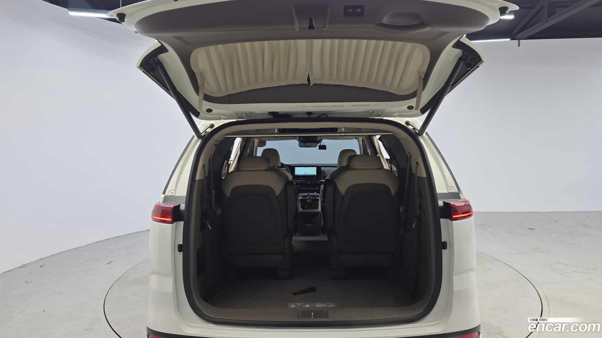 Canival Kia 2022.5-OPTION-024