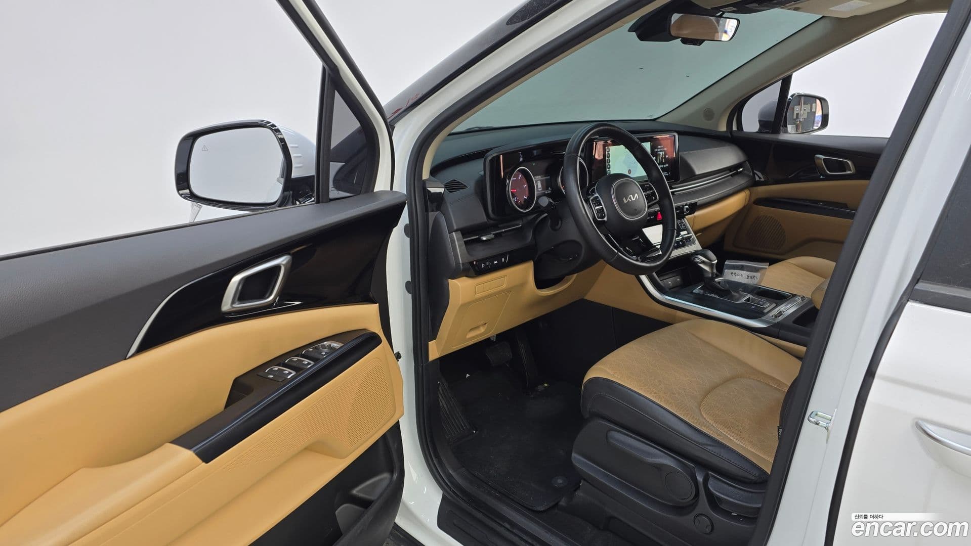 Main__Slider__Photo:Canival Kia 2022.11-9