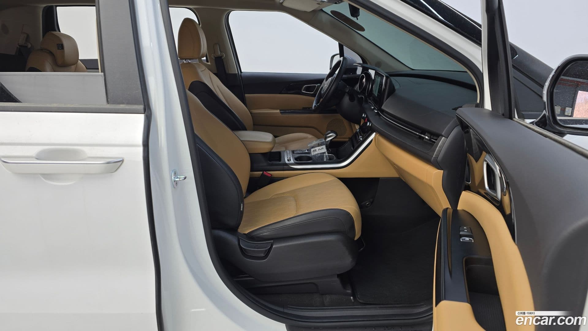 Main__Slider__Photo:Canival Kia 2022.11-10