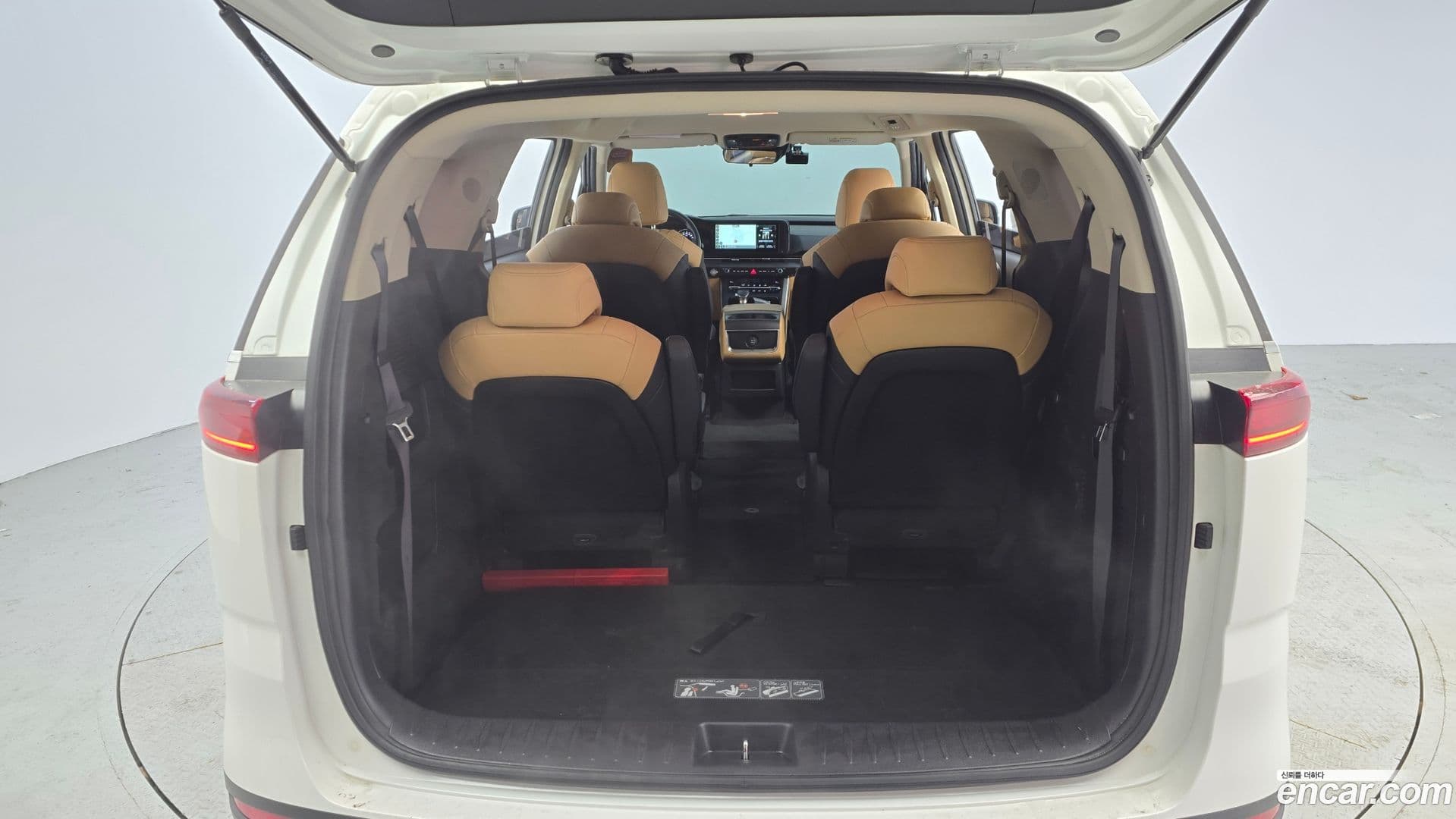 Main__Slider__Photo:Canival Kia 2022.11-19