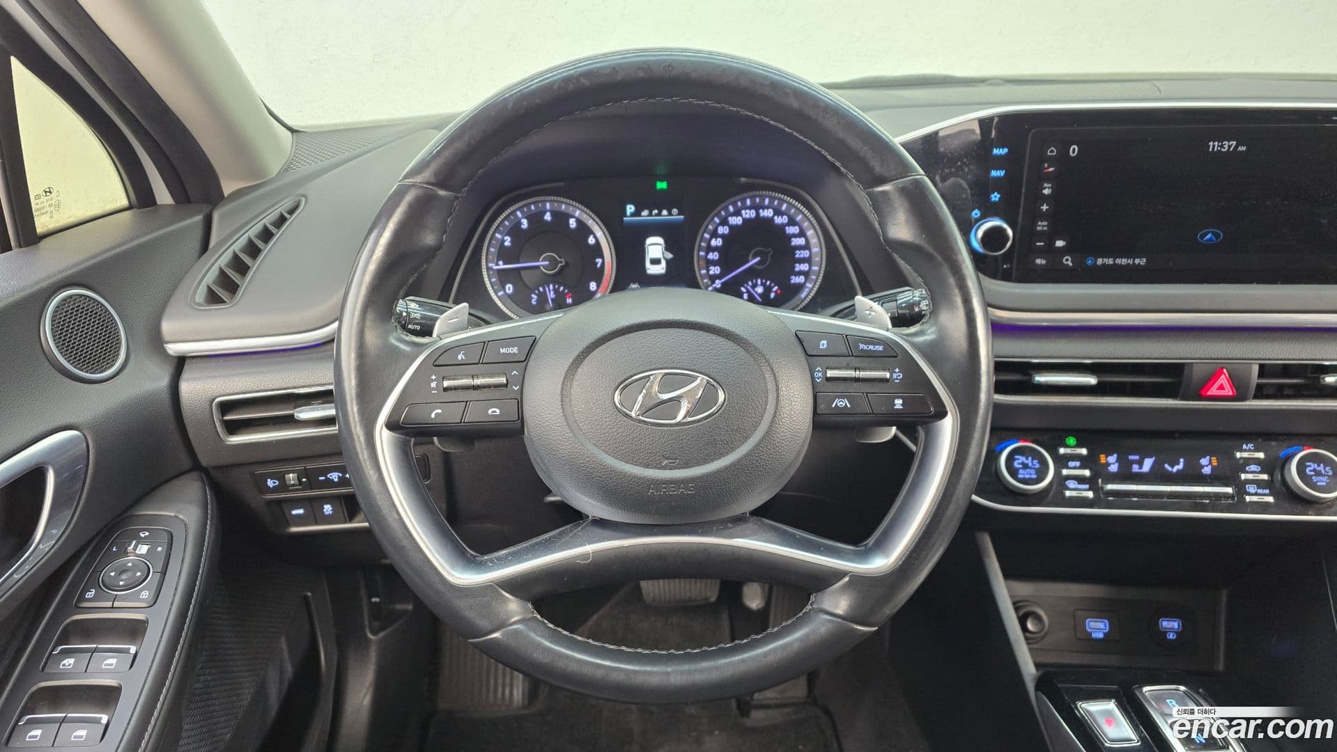 Main__Slider__Photo:Sonata Hyundai 2022.11-12