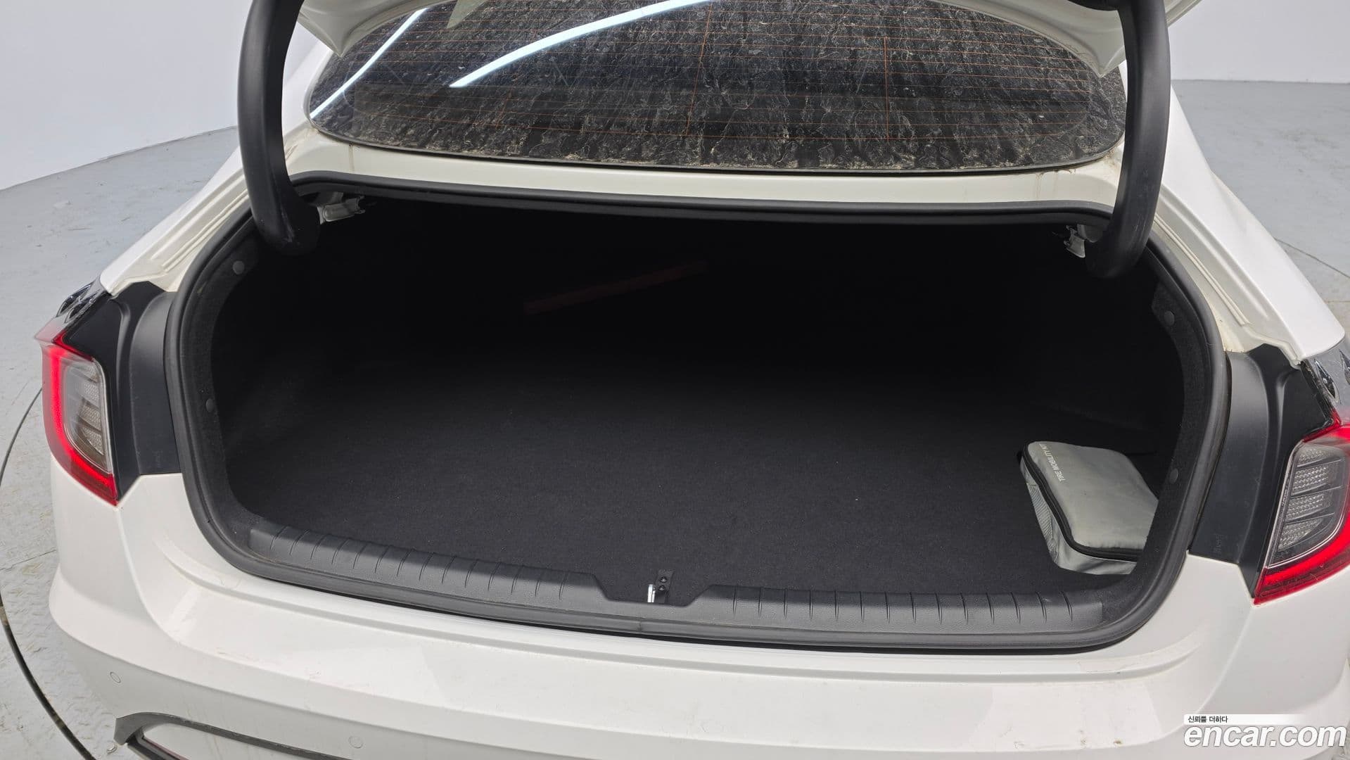 Main__Slider__Photo:Sonata Hyundai 2022.11-19