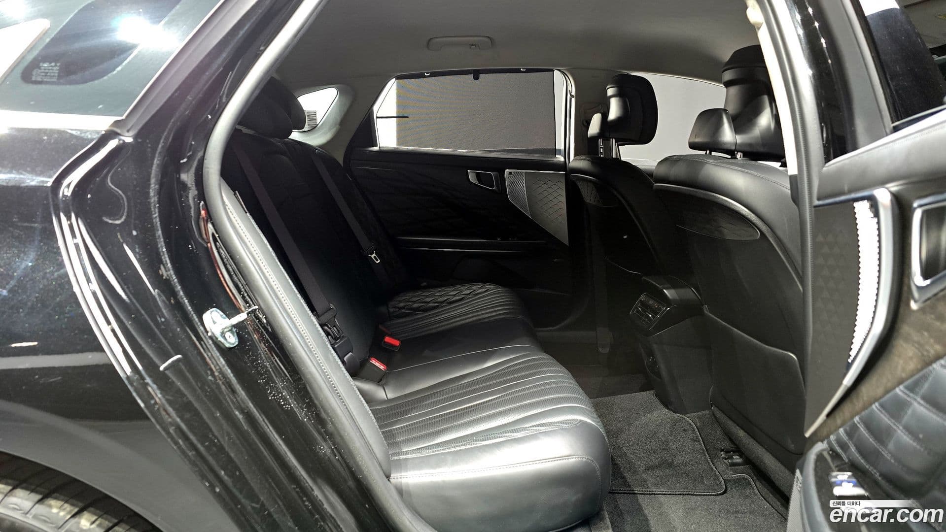 Main__Slider__Photo:K8 Kia 2022.10-11