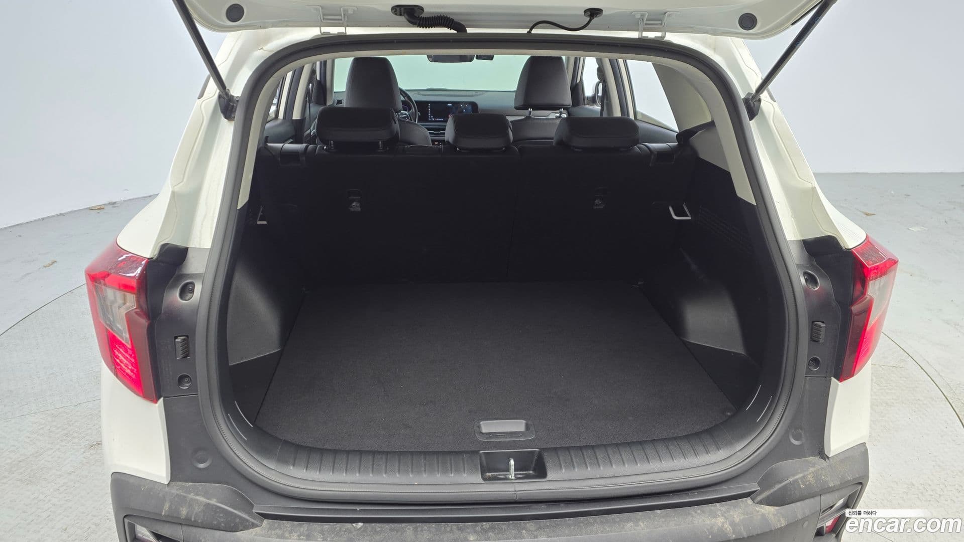 Main__Slider__Photo:Seltos Kia 2023.6-19