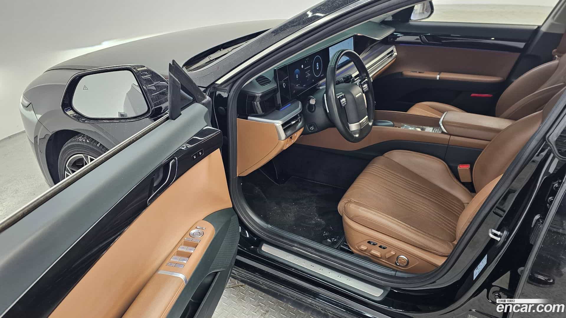 Grandeur Hyundai 2022.11-OPTION-015