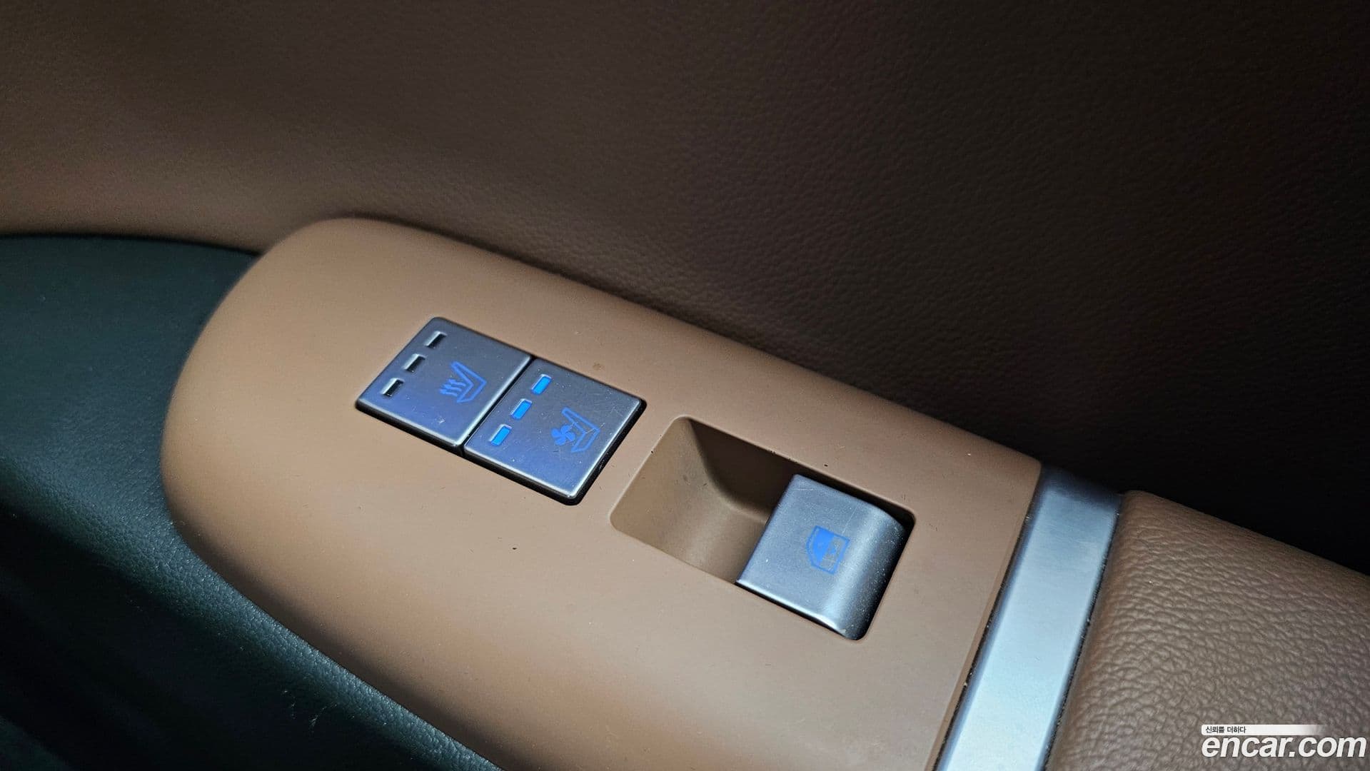 Main__Slider__Photo:Grandeur Hyundai 2022.11-18