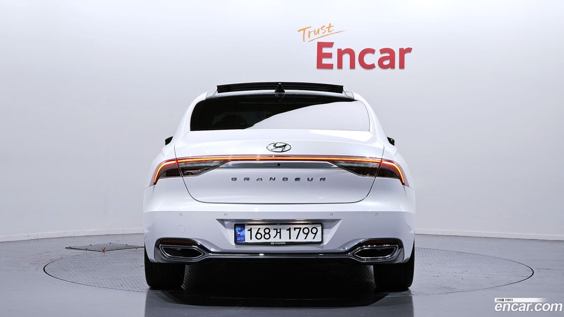 Main__Slider__Photo:Grandeur Hyundai 2020.10-3