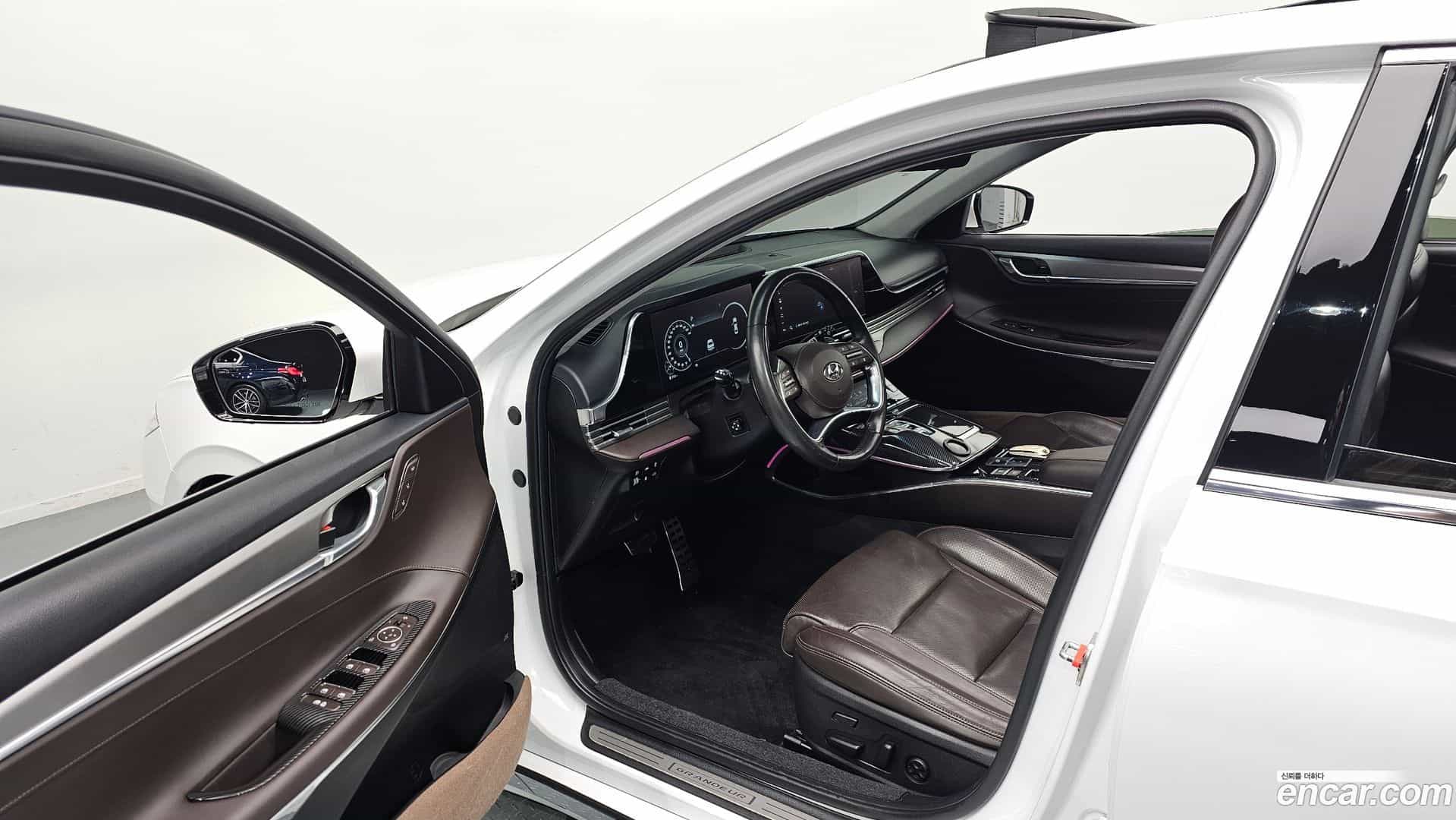 Grandeur Hyundai 2020.10-OPTION-015