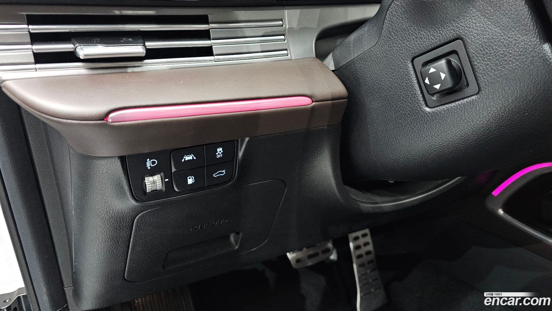 Main__Slider__Photo:Grandeur Hyundai 2020.10-11